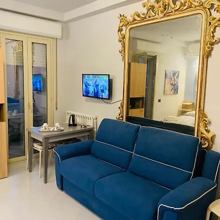 B E B Le Terrazze Sul Mare 3* كاتانزارو