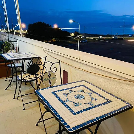 B E B Le Terrazze Sul Mare 3* كاتانزارو