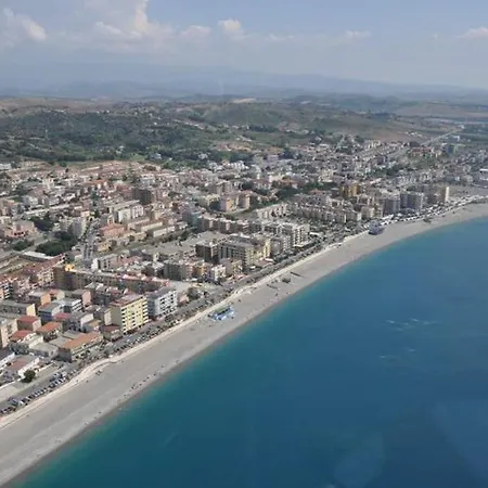 B E B Le Terrazze Sul Mare فندق مبيت وإفطار كاتانزارو