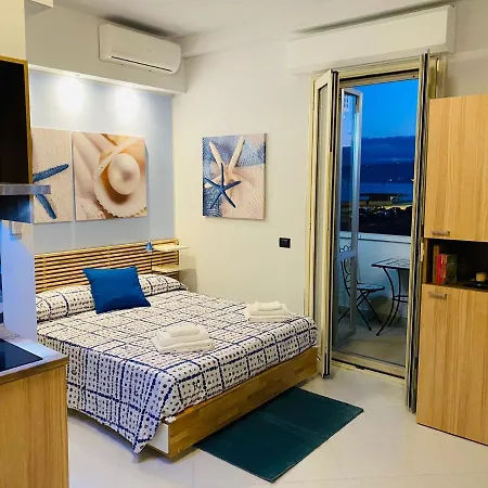 Frühstückspension B E B Le Terrazze Sul Mare