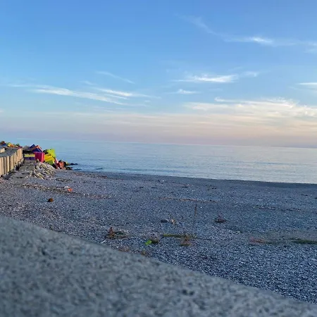 B E B Le Terrazze Sul Mare