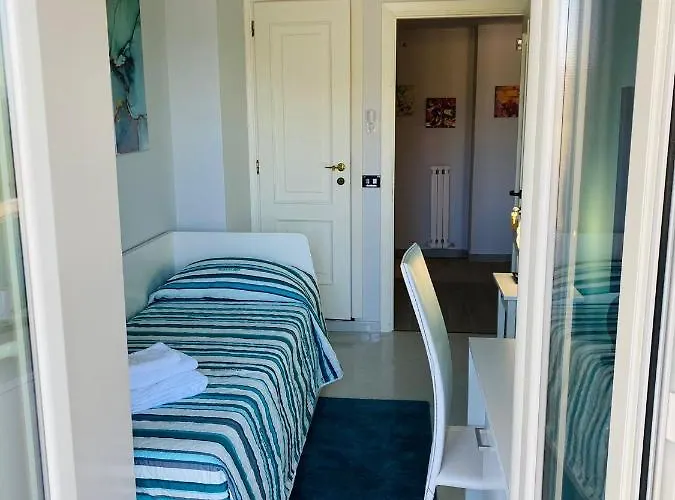 B E B Le Terrazze Sul Mare Bed & Breakfast 3*