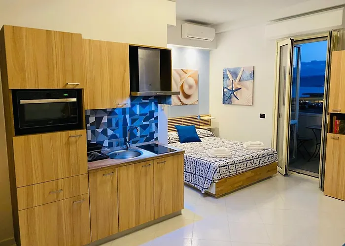 B E B Le Terrazze Sul Mare