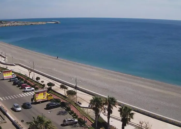 B E B Le Terrazze Sul Mare Bed & Breakfast